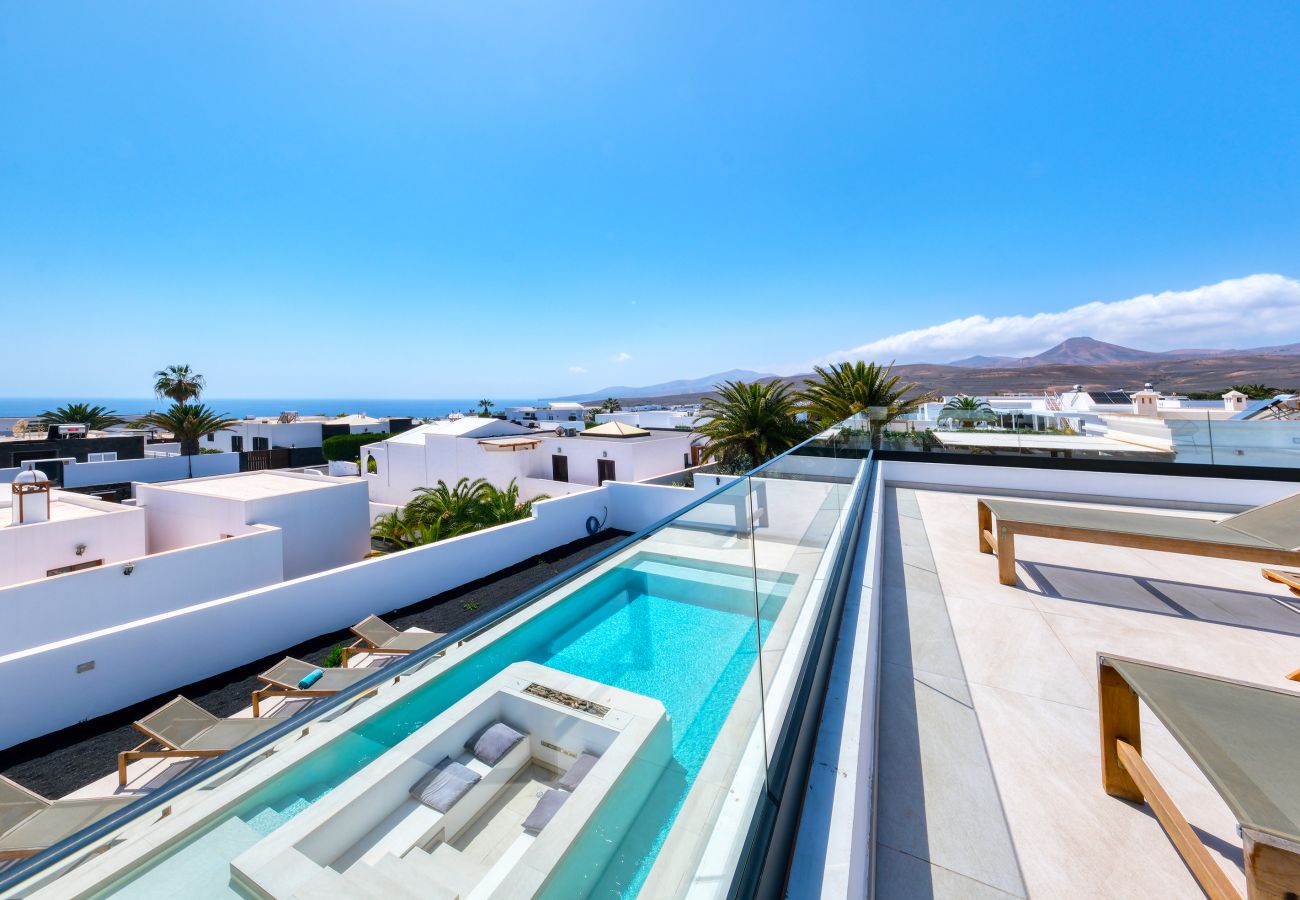 Villa in Puerto Calero - White House - Fire pit and private pool By Lanzarote Vacation Homes