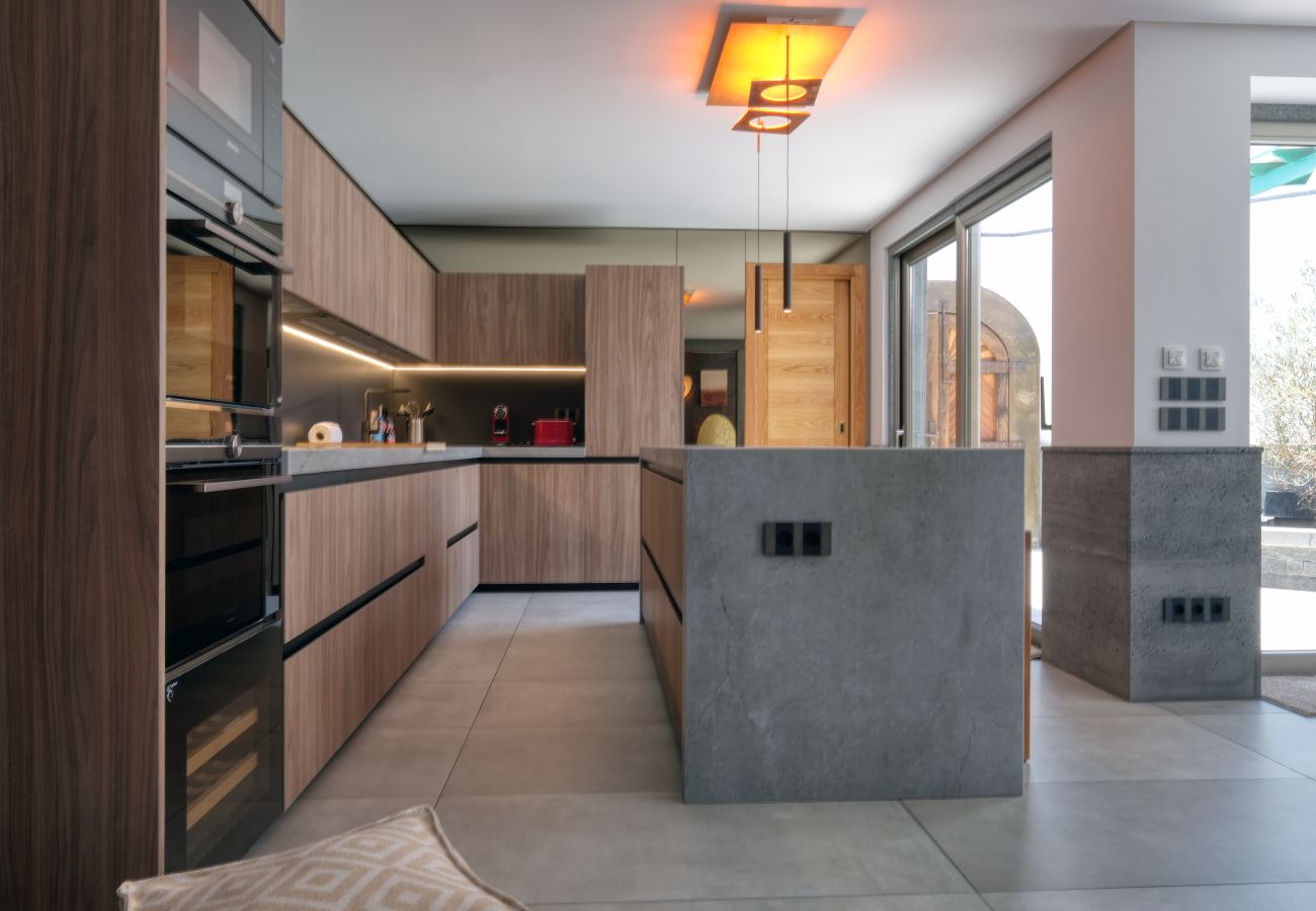 House in Costa Teguise - Casita Max - Luxury near the beach By LVH