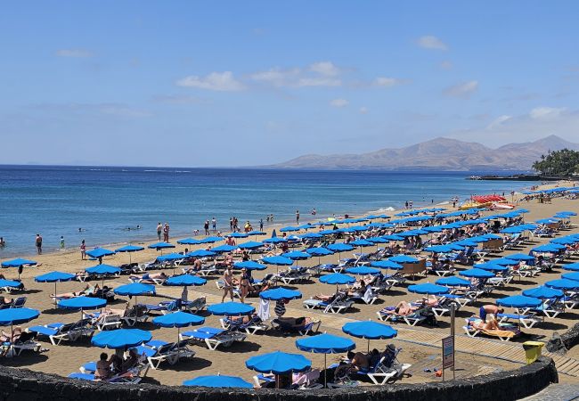 Apartment in Puerto del Carmen - Apartment Victoria Sun&Sea -  30 m from the beach Apartment in Puerto del Carmen - Apartment Victoria Sun&Sea -  30 m from the beach