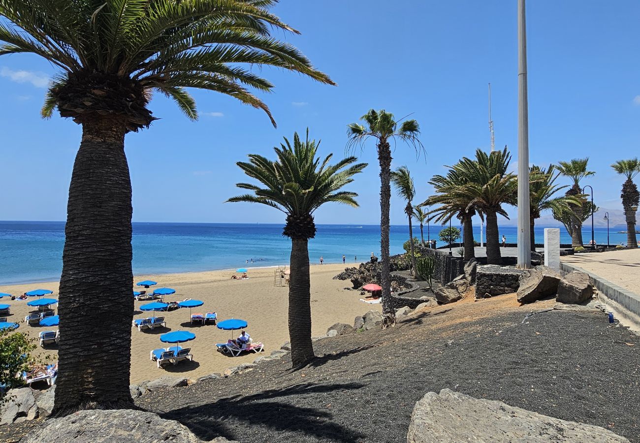 Apartment in Puerto del Carmen - Sun&Sea - 30 m from the beach By LVH