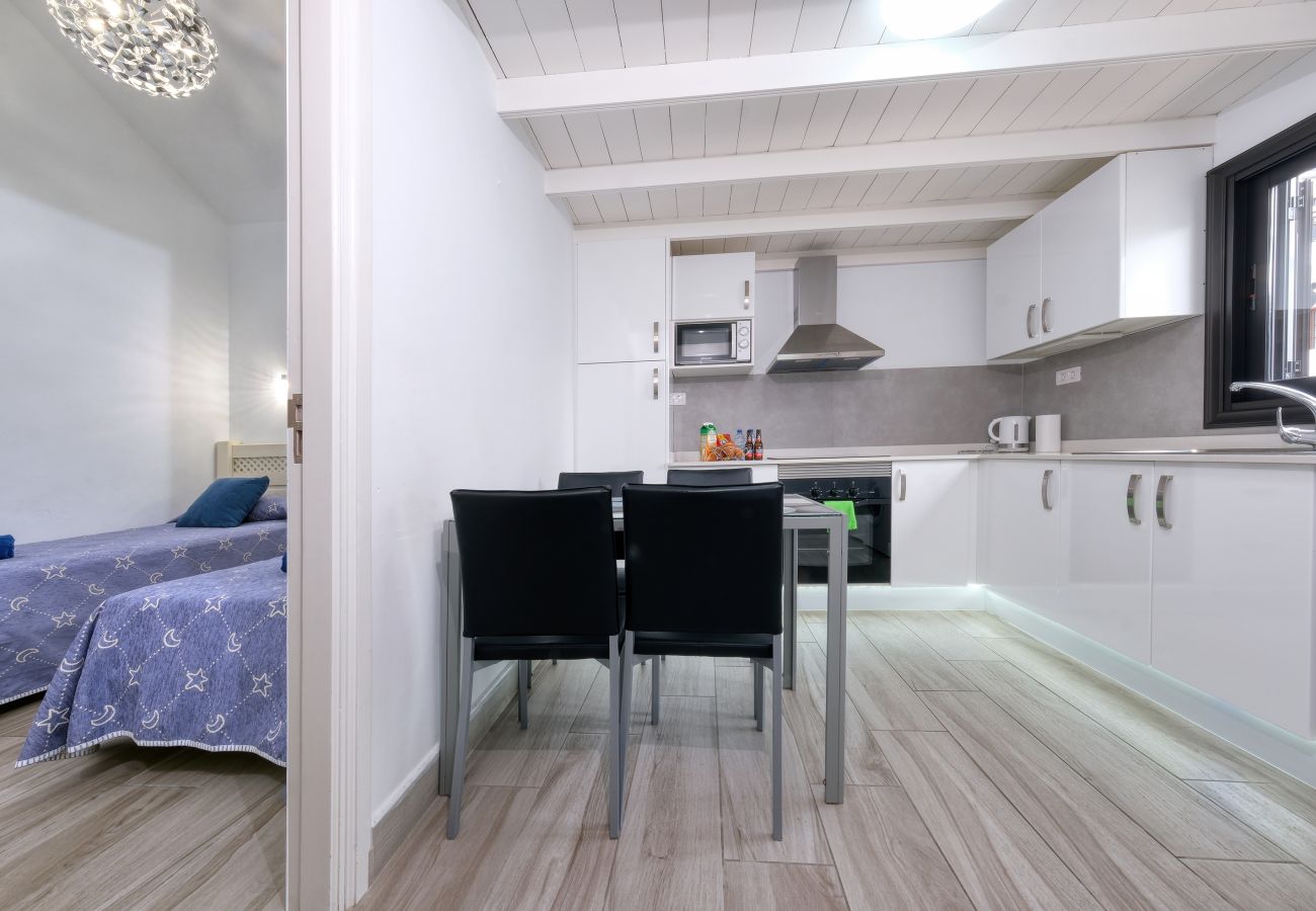 House in Puerto del Carmen - La Marisma - WIFI and Balcony By LVH