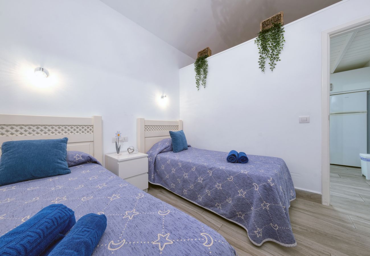 House in Puerto del Carmen - La Marisma - WIFI and Balcony By LVH