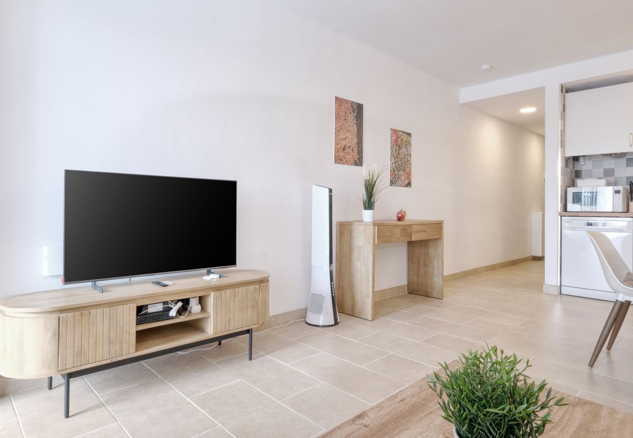 House in Costa Teguise - Casa La Arena - Pool View By LVH