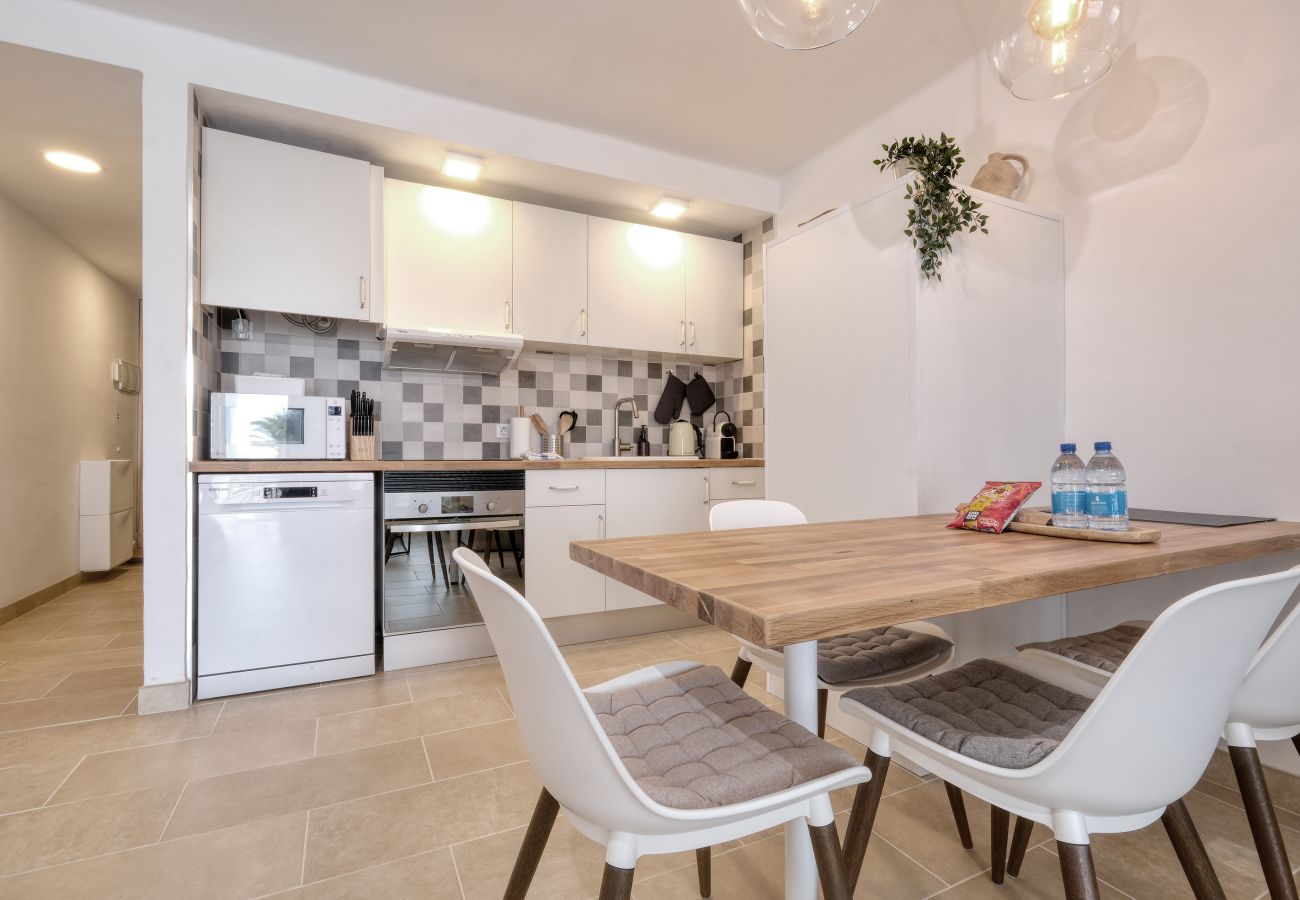 House in Costa Teguise - Casa La Arena - Pool View By LVH