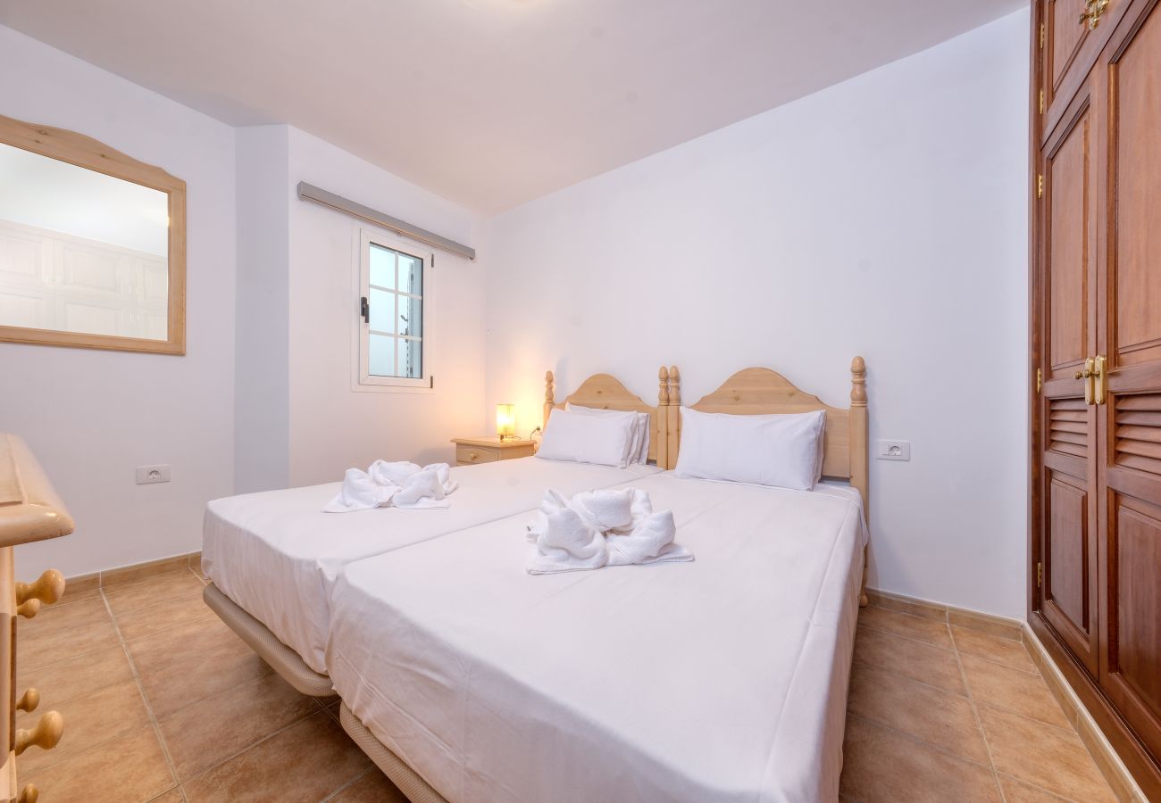 Apartment in Arrieta  - El Charcón A - 10 m to the beach By LVH