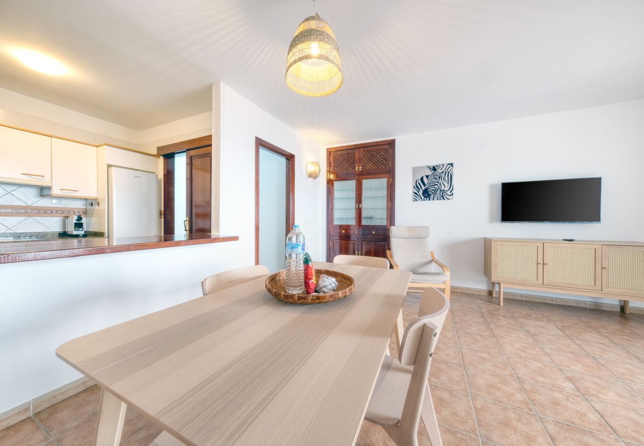 Apartment in Arrieta  - El Charcón A - 10 m to the beach By LVH