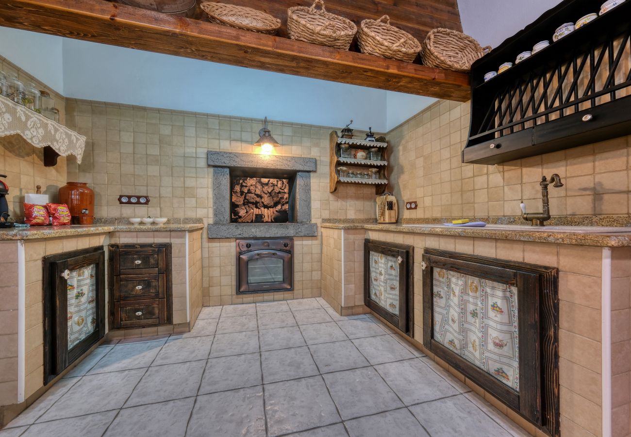 House in Tías - La Casucha - Typical Canarian House By LVH