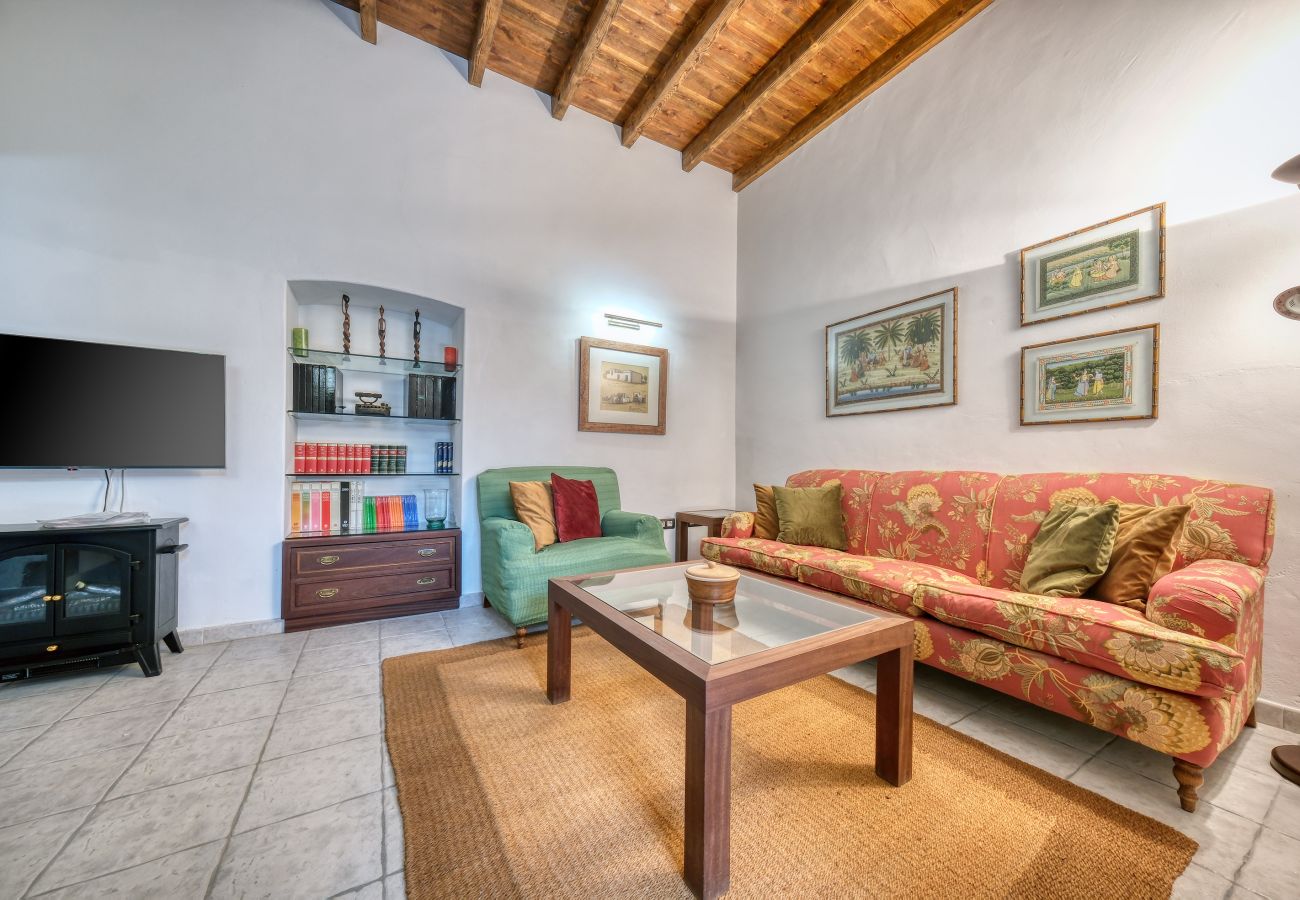 House in Tías - La Casucha - Typical Canarian House By LVH