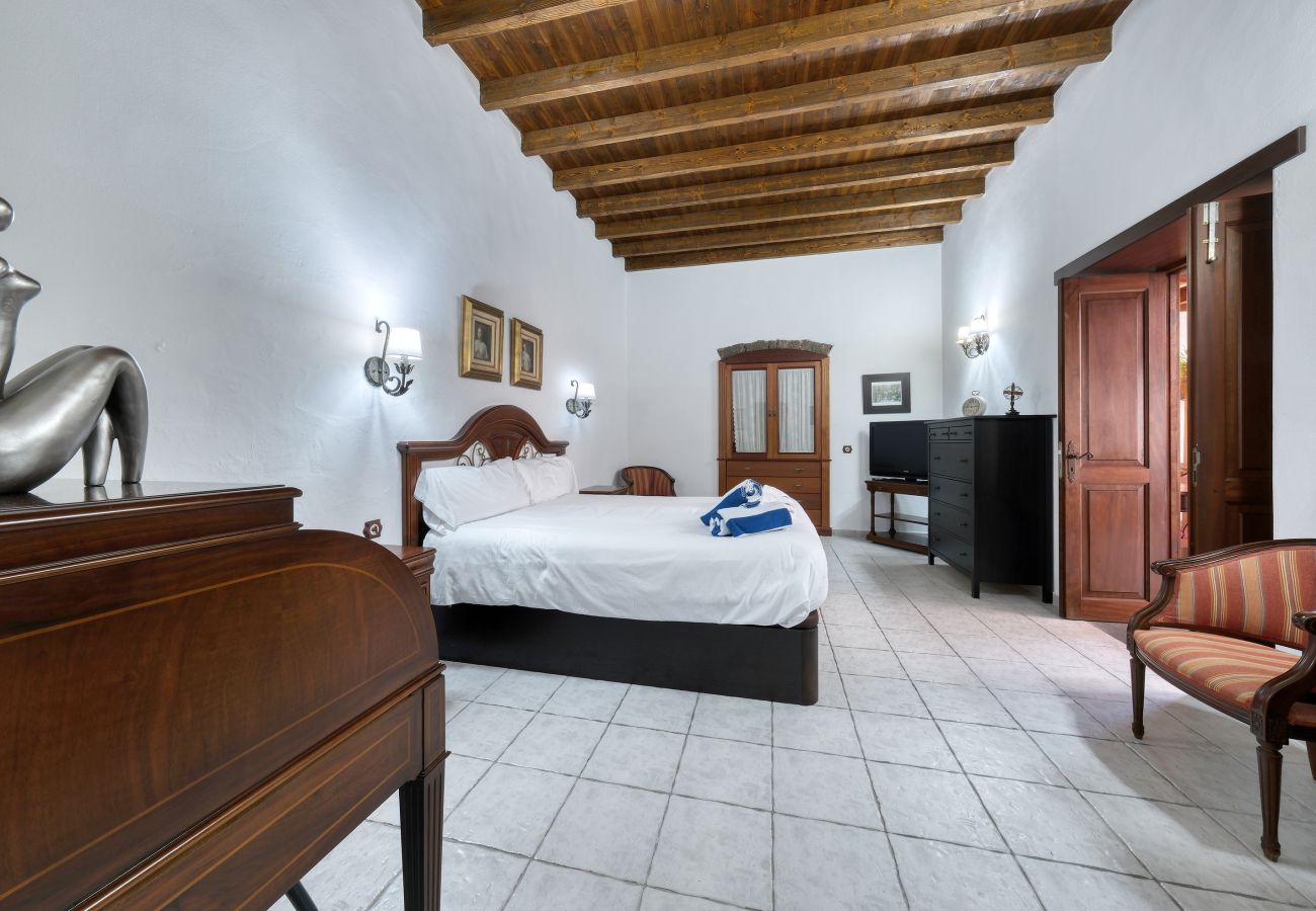 House in Tías - La Casucha - Typical Canarian House By LVH