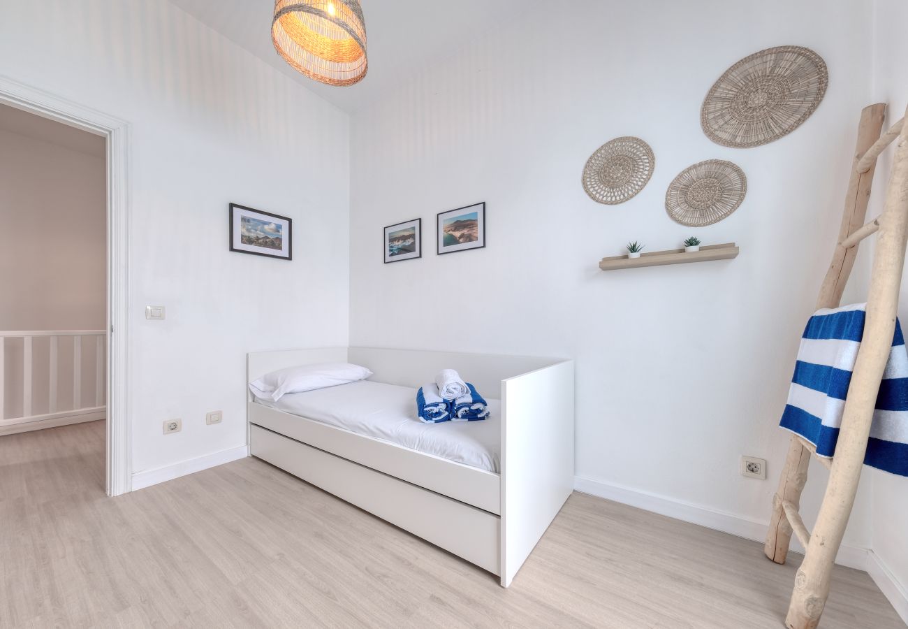 House in Playa Blanca - Mar y Ola - 250M to the beach By LVH