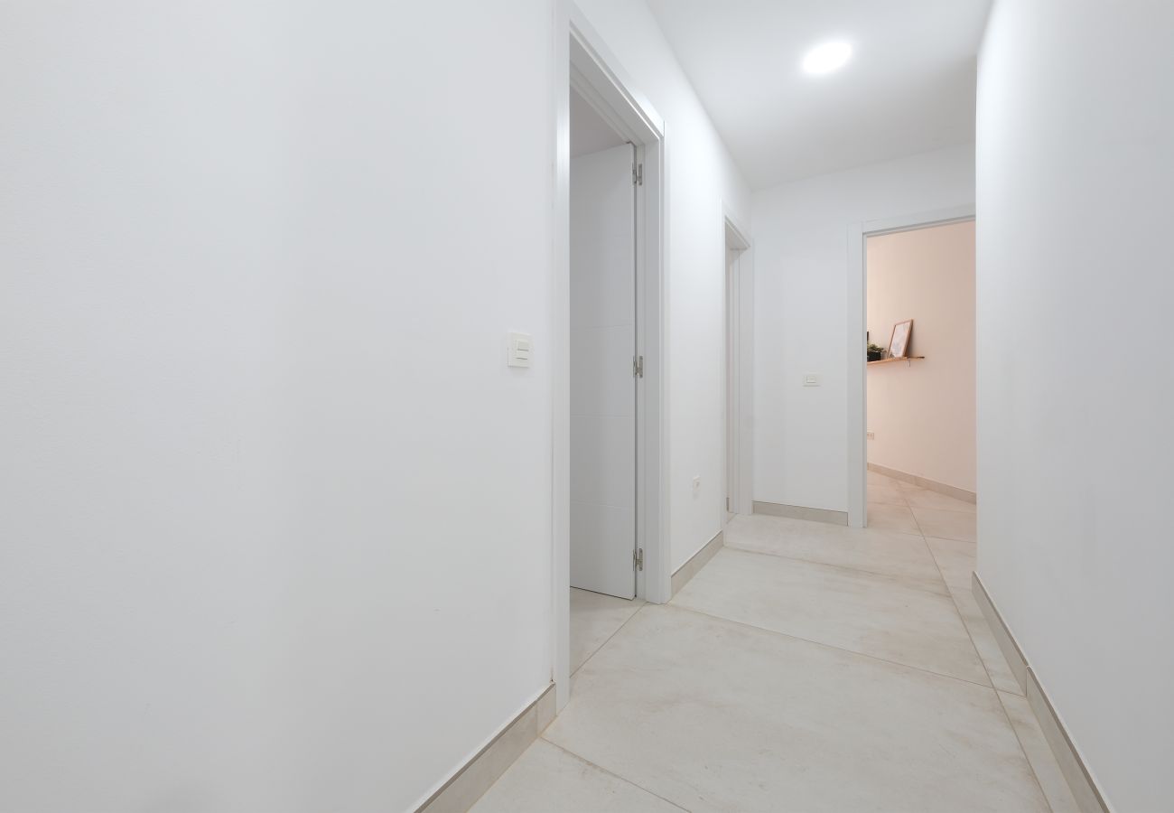 House in Tinajo - House La Santa - 400M to the Beach By LVH