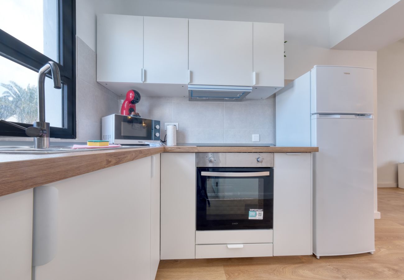 House in Puerto del Carmen - Casa Ondina - Shared pool and Sea view By LVH