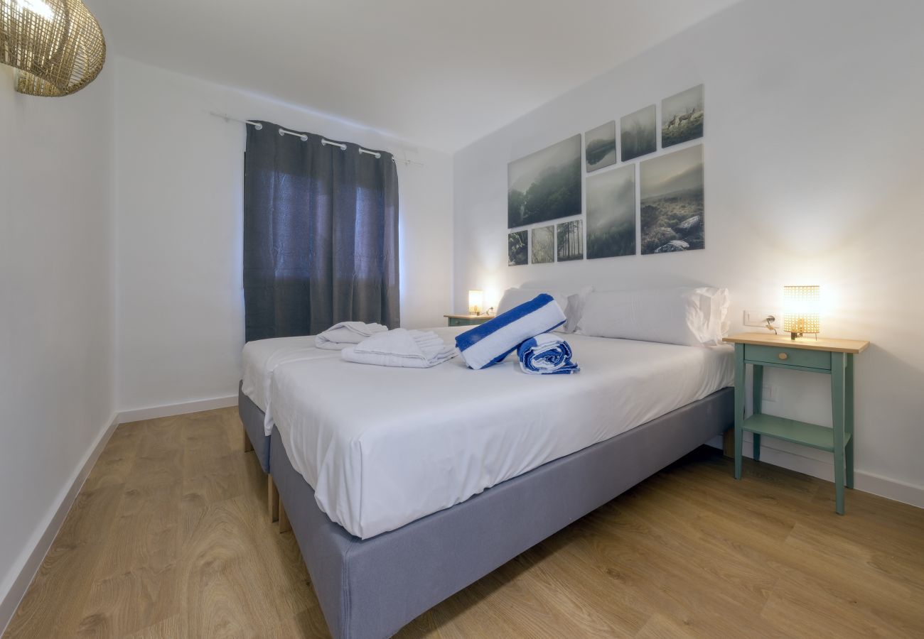 House in Puerto del Carmen - Casa Ondina - Shared pool and Sea view By LVH