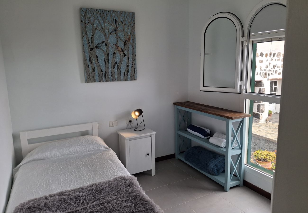 House in Conil - Casa Mica Rural -  Idyllic Setting By LVH