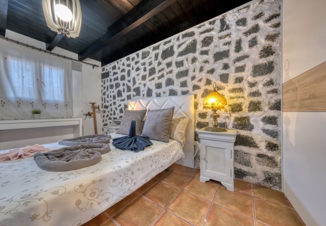 Apartment in San Bartolome - Casa El Islote - Apartamento 1 Derecha By LVH