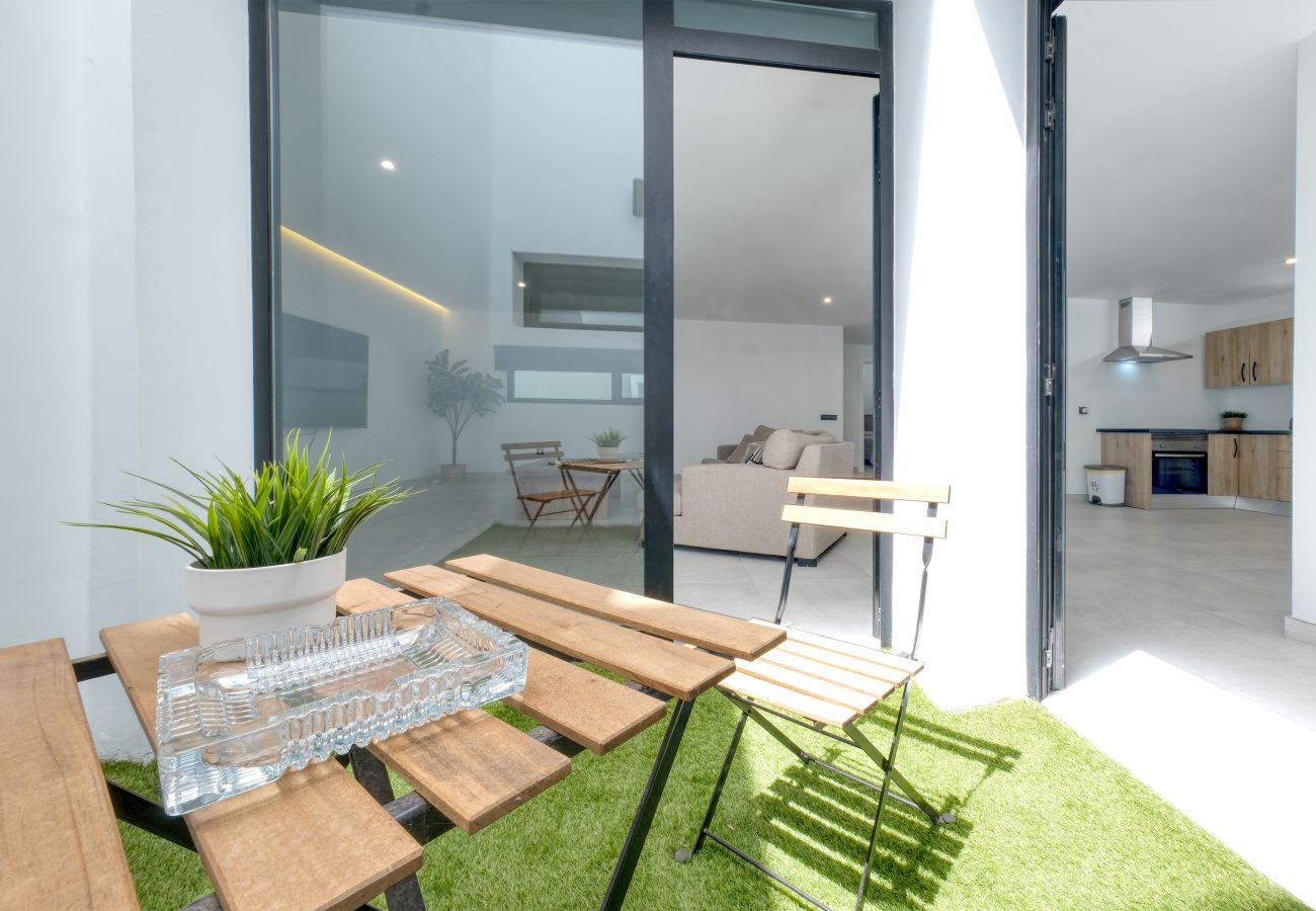 Apartment in Puerto Calero - Luxury  White House Apartment