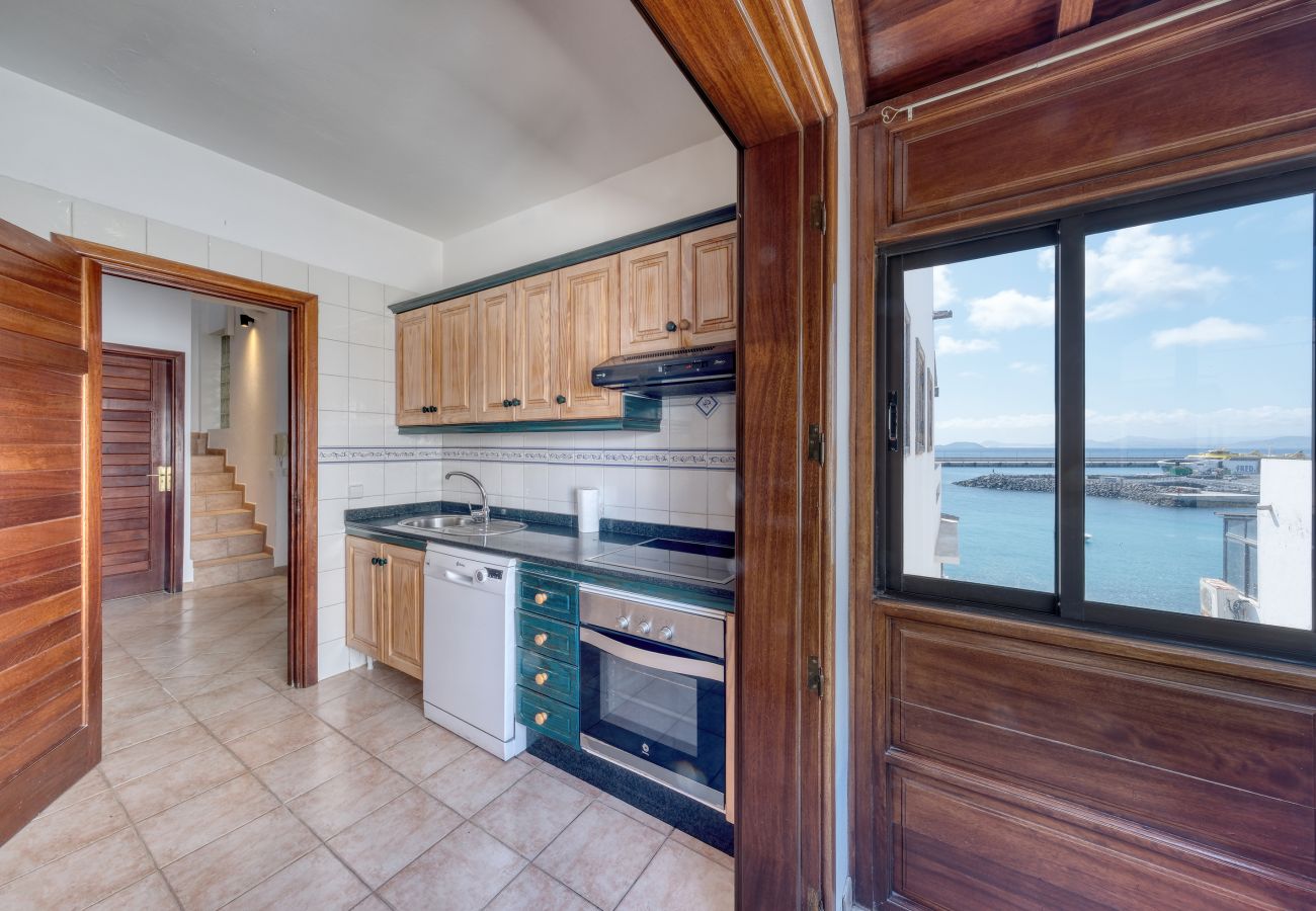 Apartment in Playa Blanca - Casa Bonica • Ocean Views • Beach 2 min • LVH