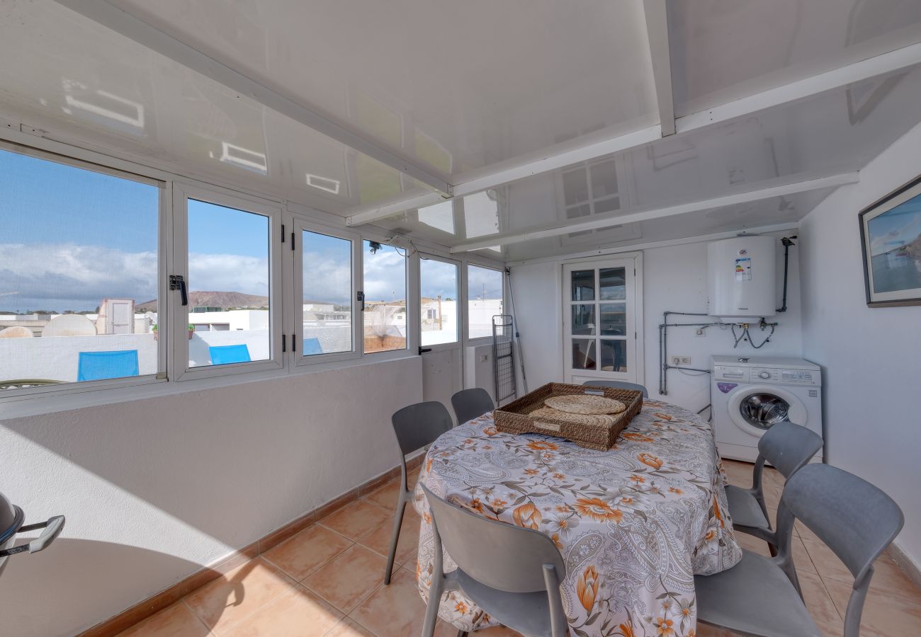 Apartment in Playa Blanca - Casa Bonica • Ocean Views • Beach 2 min • LVH