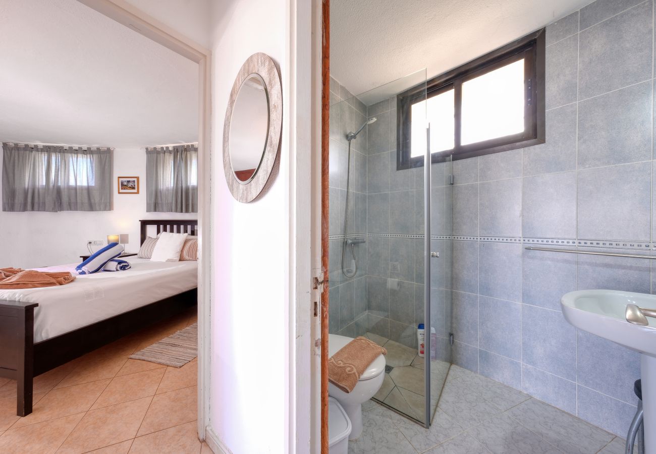 House in  Famara - Casa Buenavista 127- Pool- Sea View- LVH