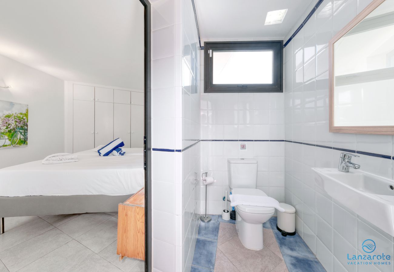 Apartment in  Famara - Canary Soul 90 • Ocean views • Beach 2 min • LVH