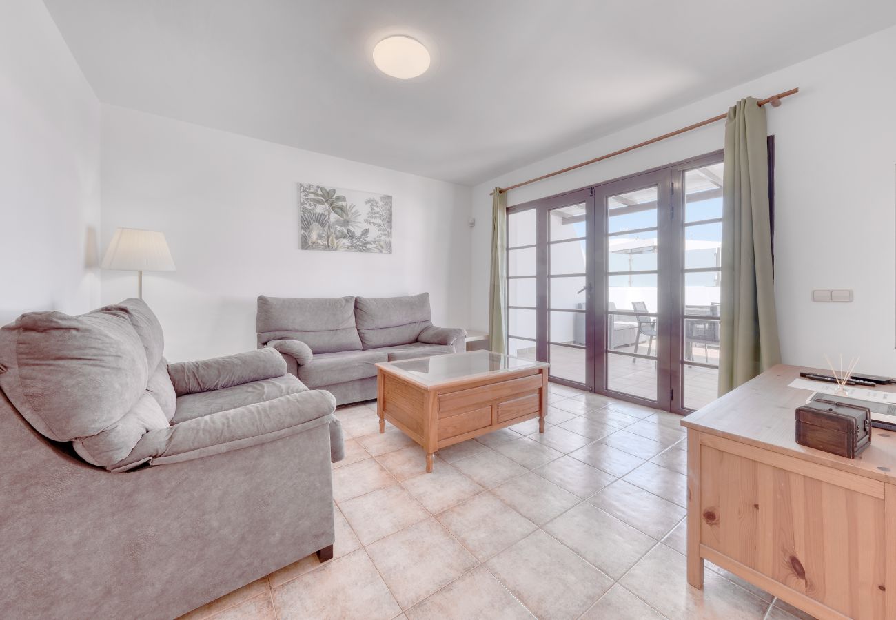 House in Puerto del Carmen - Villa El Rincón • Pool & BBQ • Beach 5 min • LVH