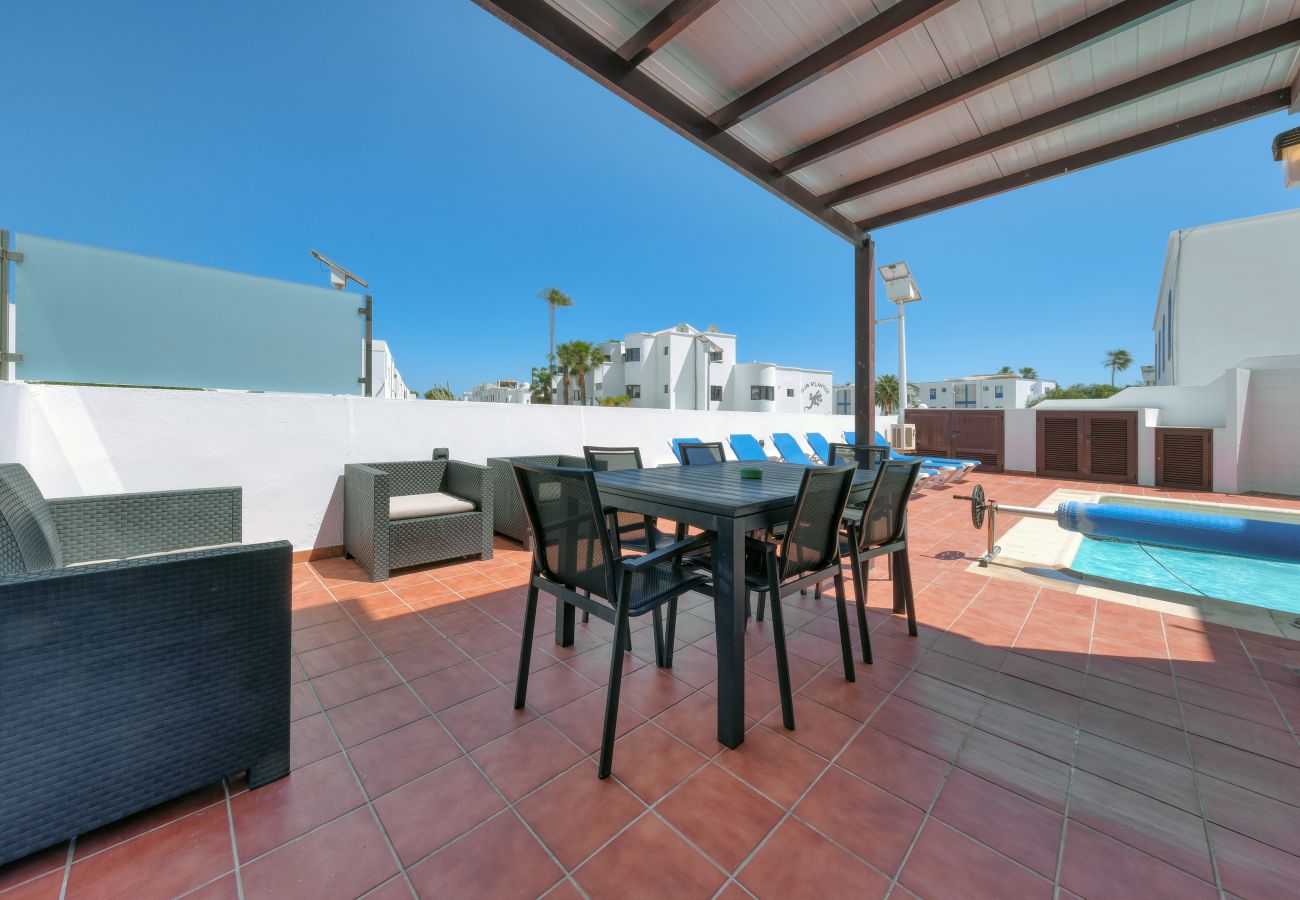 House in Puerto del Carmen - Villa El Rincón • Pool & BBQ • Beach 5 min • LVH