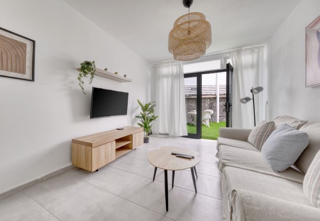 Apartment in Playa Blanca - Apartamento Maria • Beach 10 min • Terrace • LVH