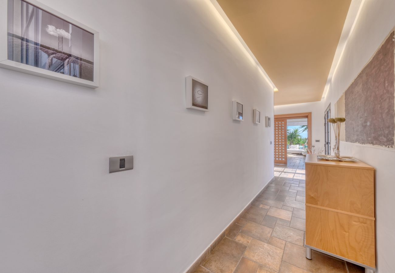 Villa in Nazaret - Villa El Erizo by Lanzarote Vacation Homes
