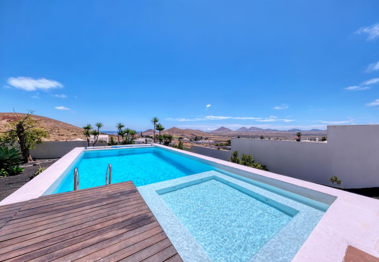 Villa in Nazaret - Villa El Erizo by Lanzarote Vacation Homes