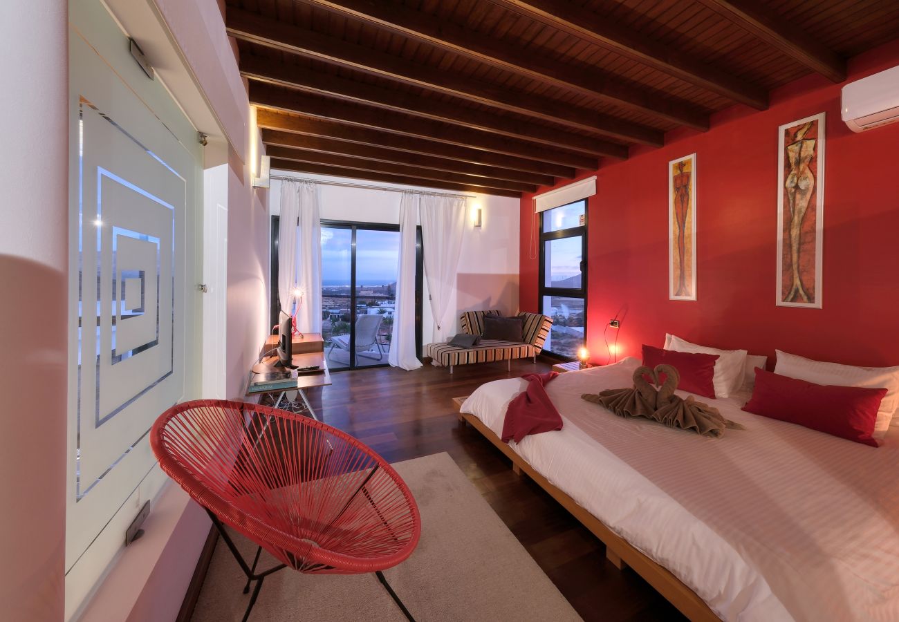 Villa in Nazaret - Villa El Erizo by Lanzarote Vacation Homes