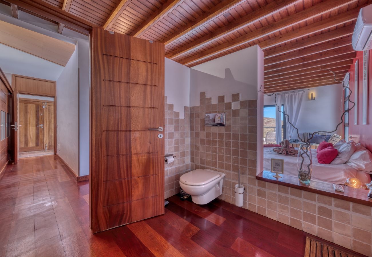 Villa in Nazaret - Villa El Erizo by Lanzarote Vacation Homes