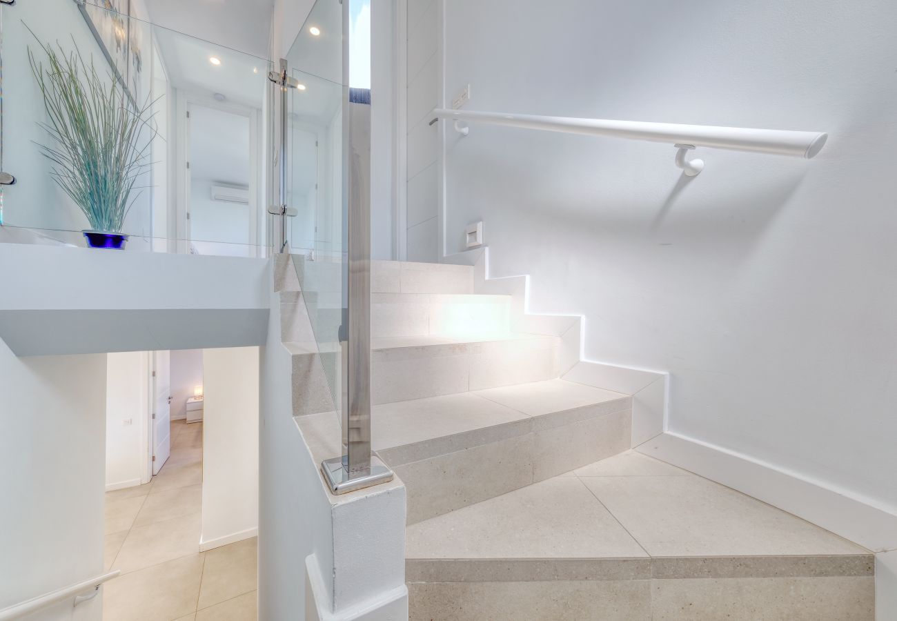 House in Playa Blanca - Casa Malvasía • Pool • 900M from the beach • LVH