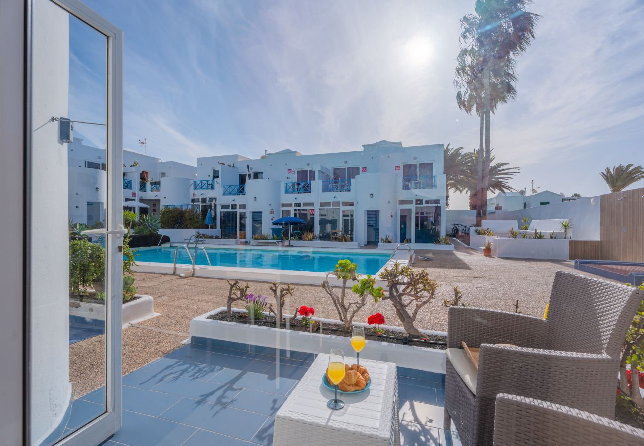 Apartment in Puerto del Carmen - Blue Lagoon 