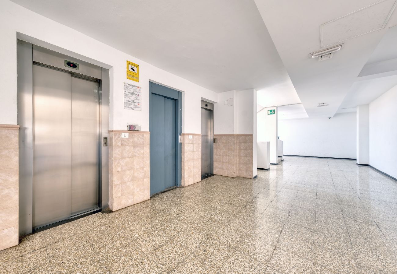 Apartment in San Bartolomé de Tirajana - Sunny Vacations Gran Canaria • Near the Beach