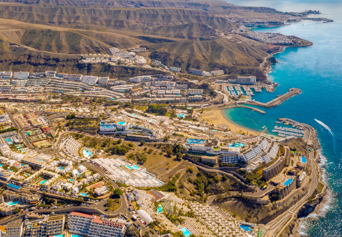 Apartment in San Bartolomé de Tirajana - Sunny Vacations Gran Canaria • Near the Beach
