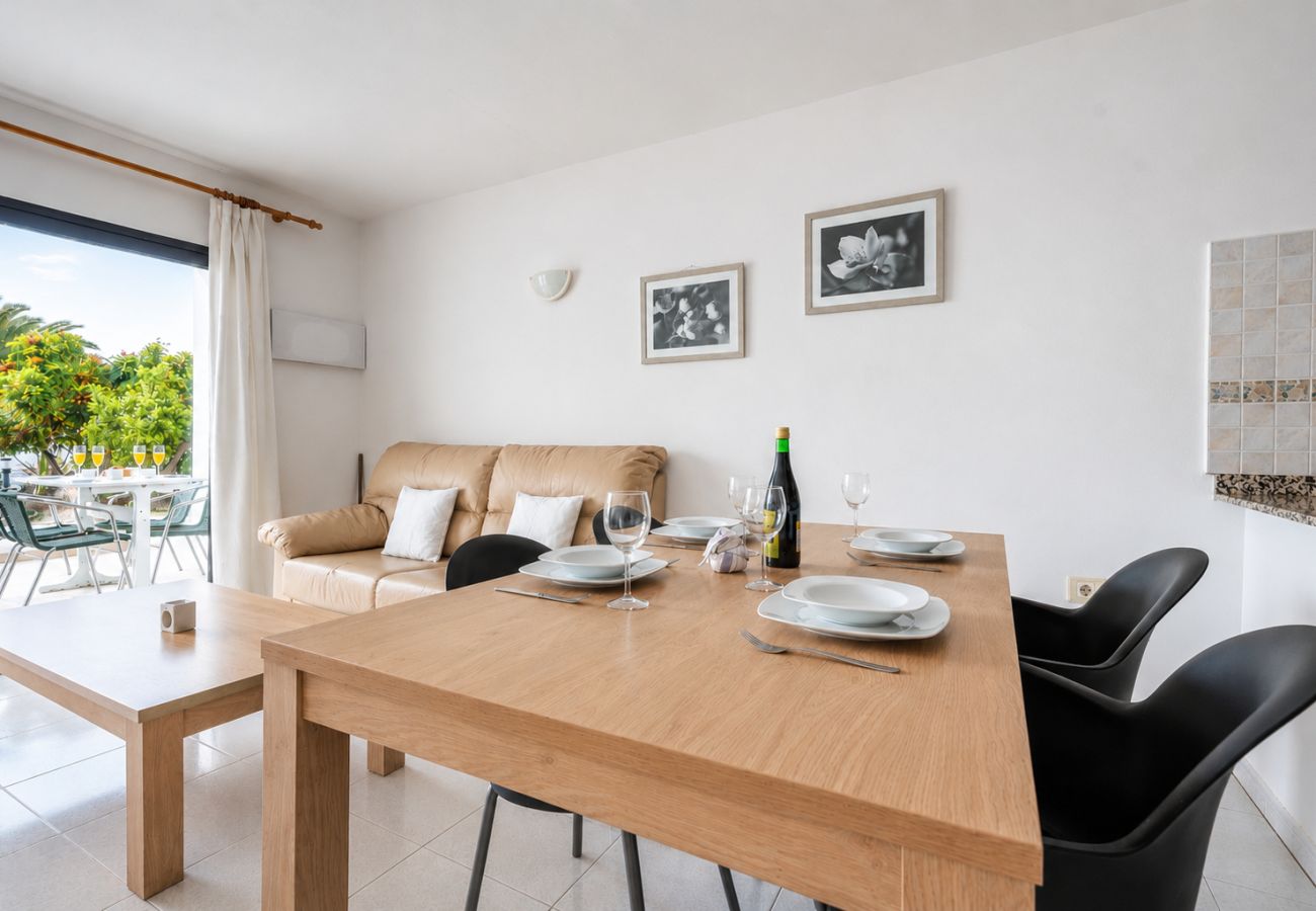 Apartment in Charco del Palo - Apartamento 2, Complejo Casa Blanca