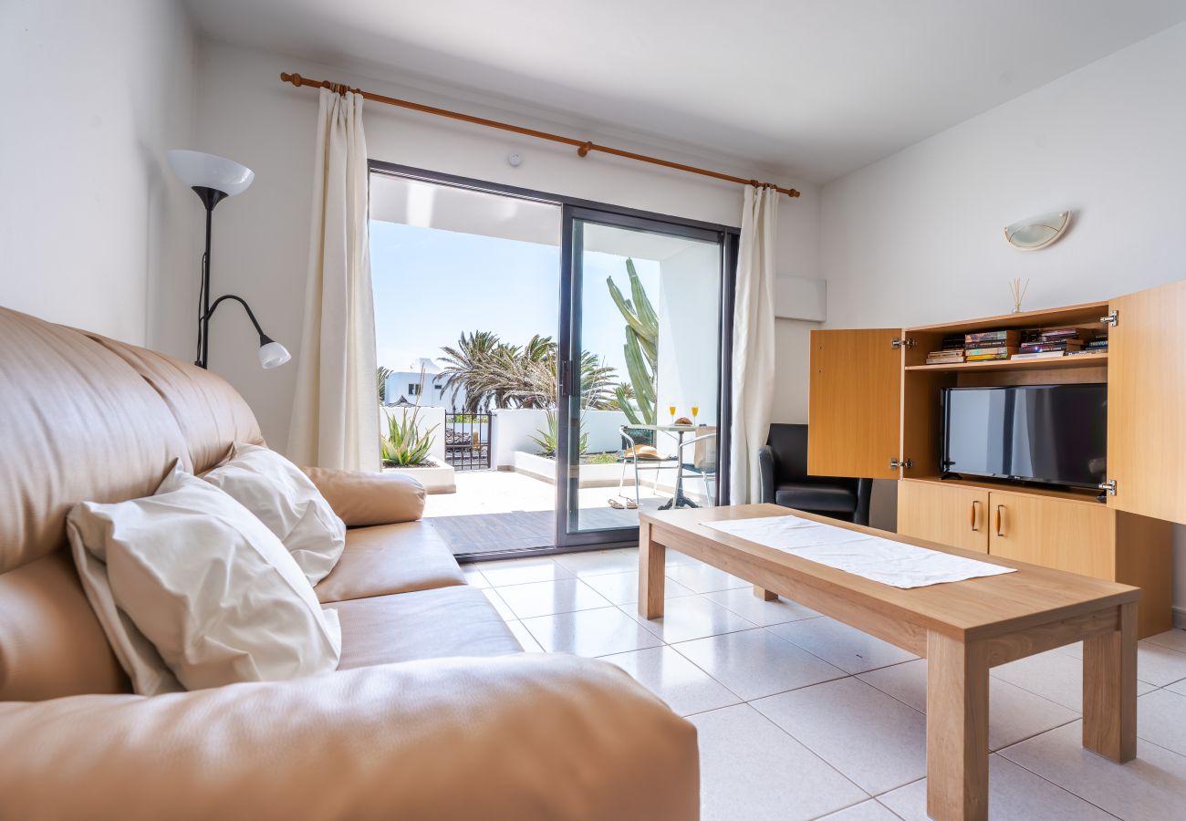Apartment in Charco del Palo - Apartamento 4, Complejo Casa Blanca