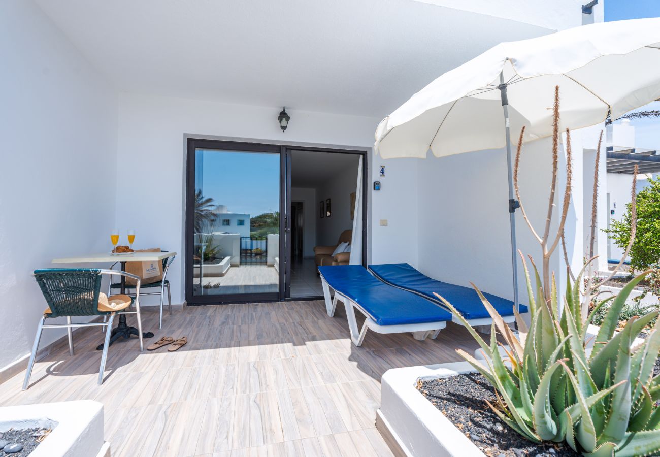 Apartment in Charco del Palo - Apartamento 4, Complejo Casa Blanca