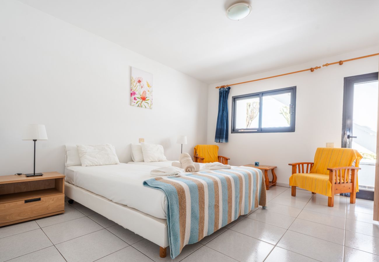 Apartment in Charco del Palo - Apartamento 4, Complejo Casa Blanca