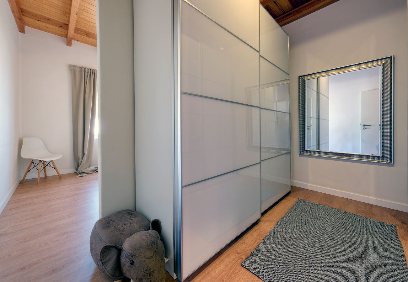 House in Costa Teguise - Chalet Emily - Alpine Chic• Jacuzzi • BBQ 