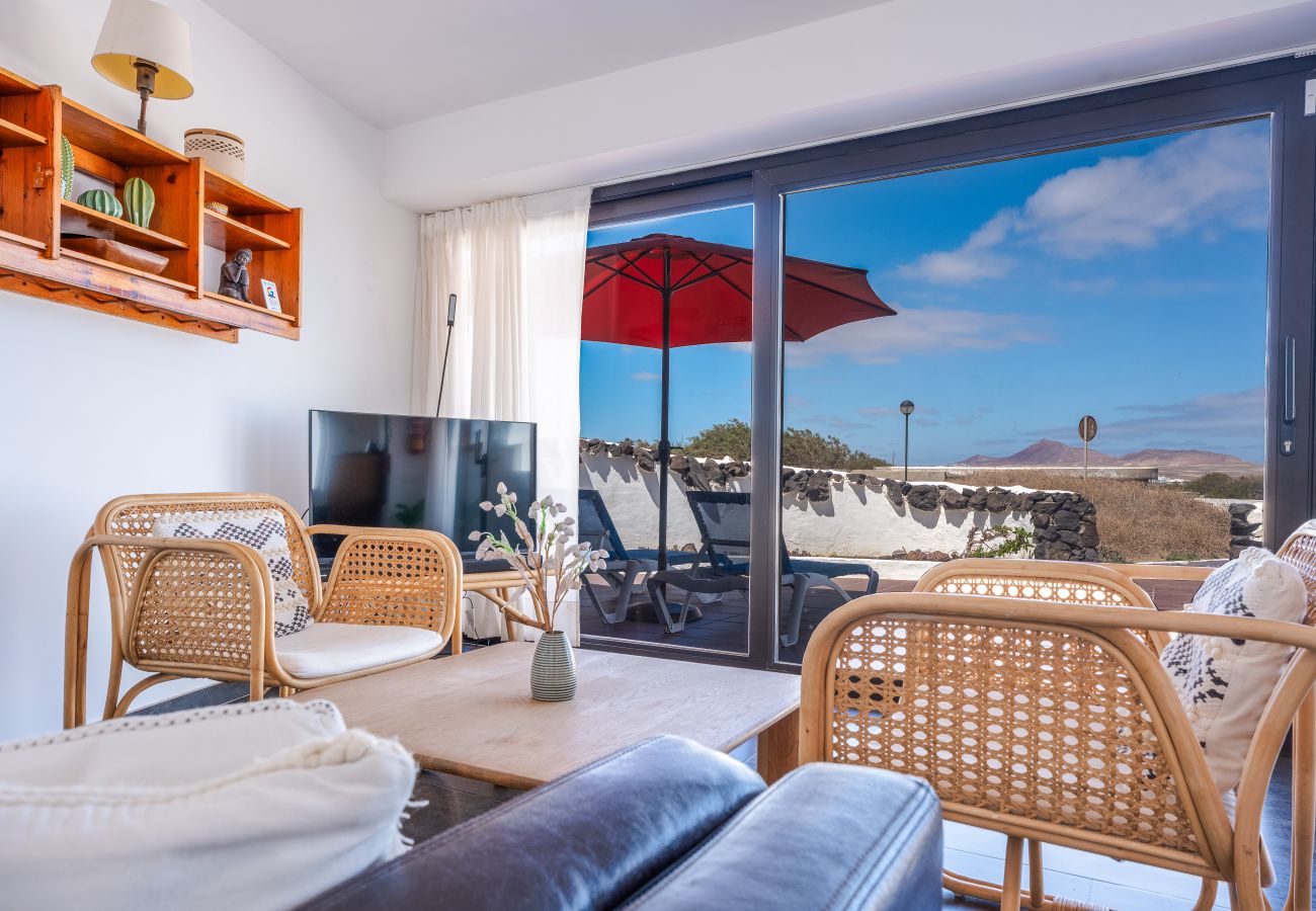 House in  Famara - Quicksand • Ocean views • Beach 1 min • LVH