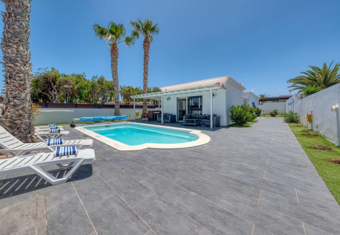 House in Puerto del Carmen - Villa Leona • Heated pool• BBQ