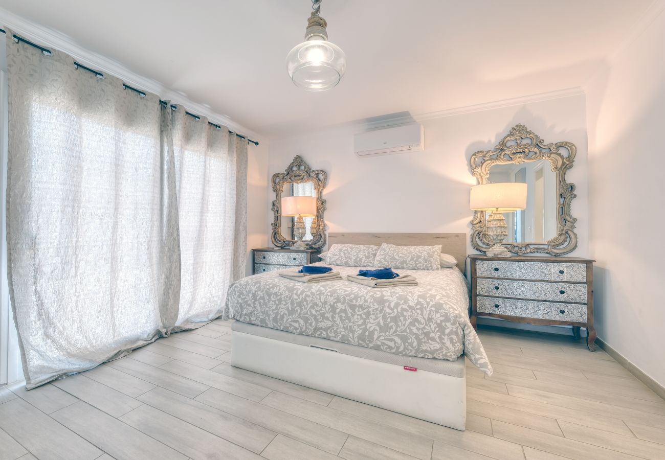 House in Puerto del Carmen - Villa Leona • Heated pool• BBQ