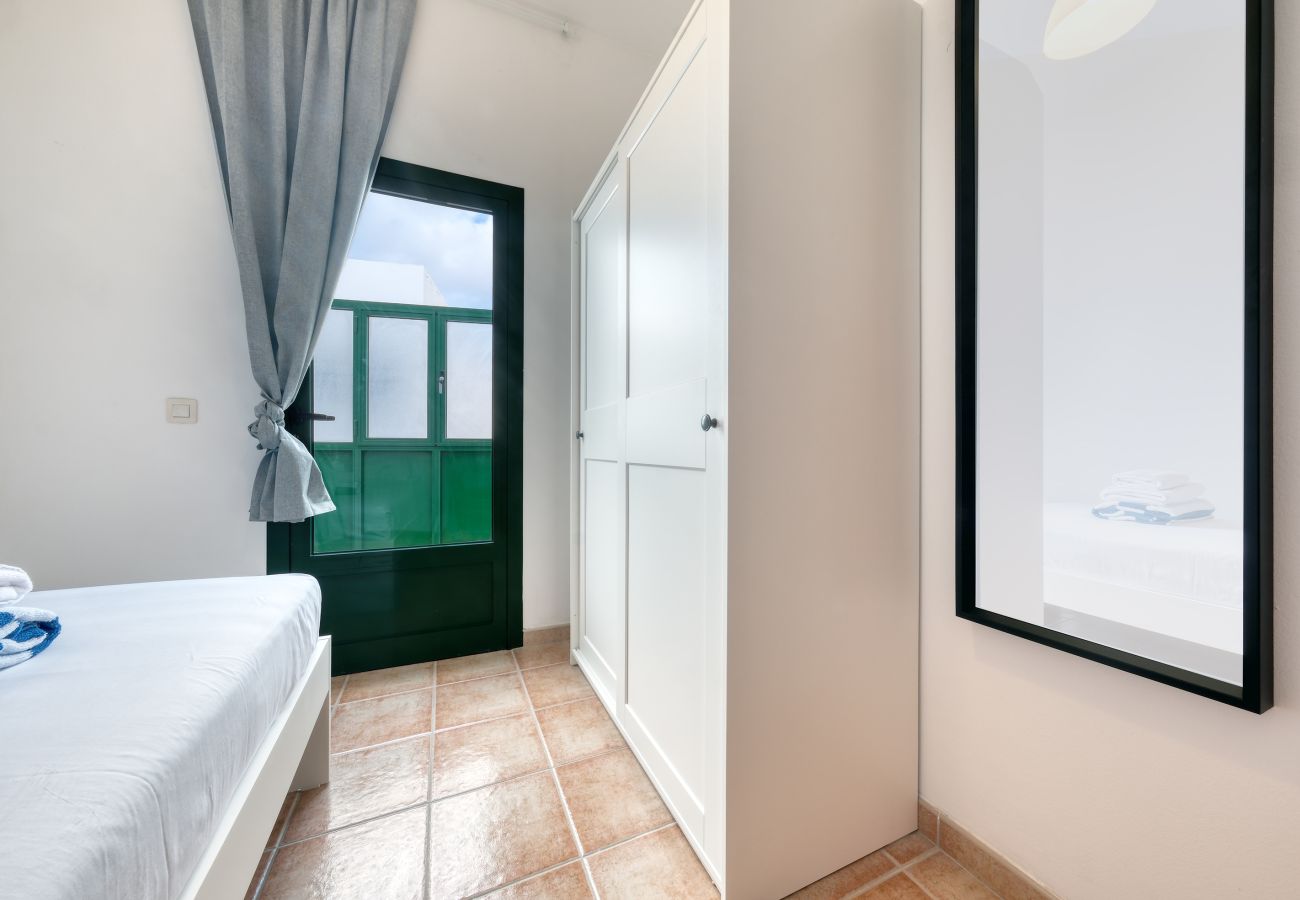 House in Playa Blanca - Mar y Ola A - 250M to the beach By LVH