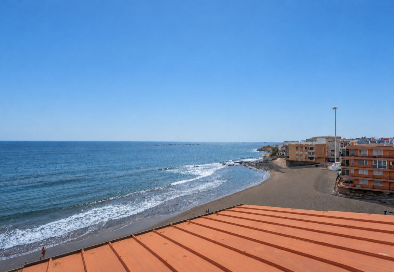 Apartment in Telde - Apartamento Salinetas Beach, 10m to the beach