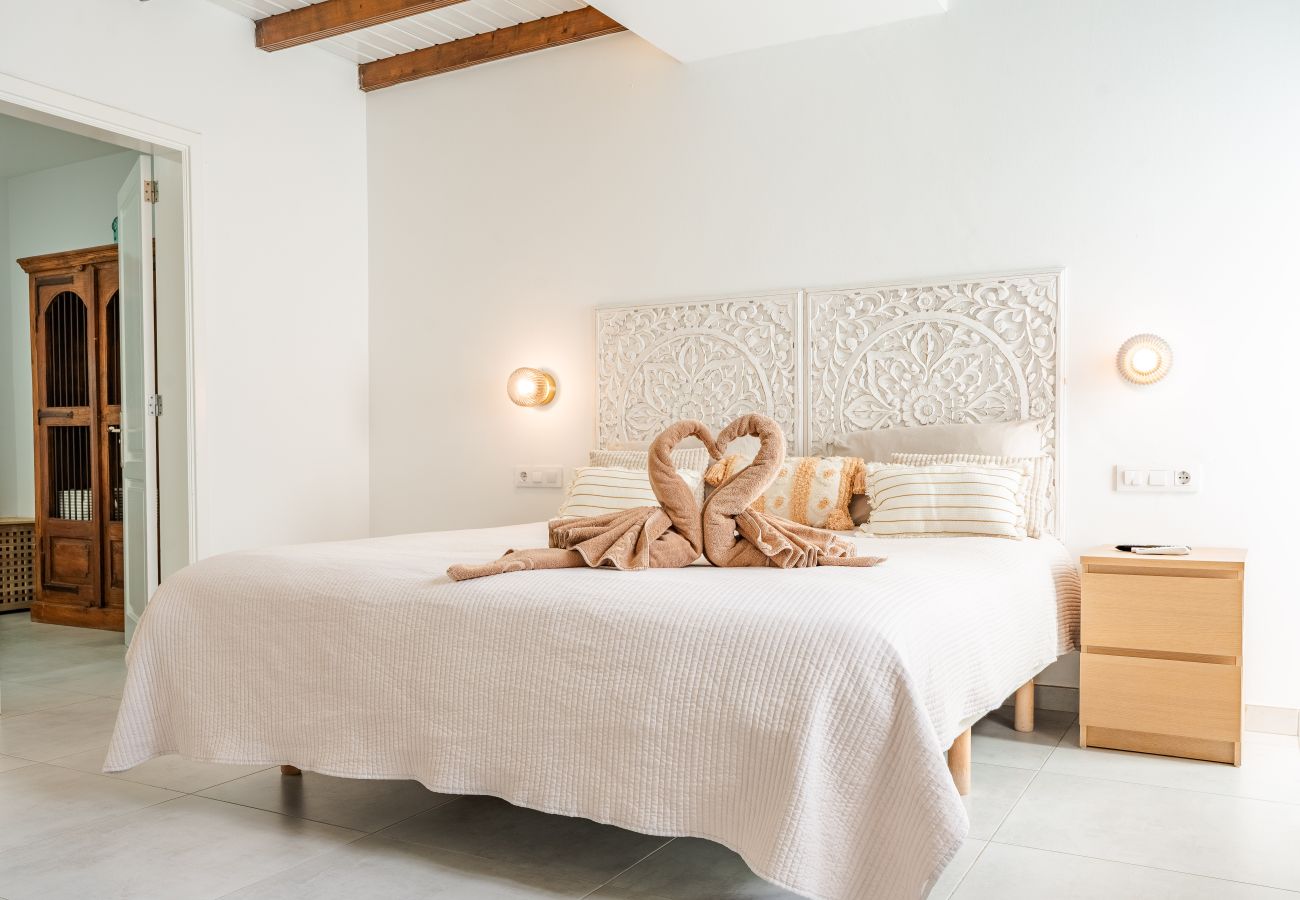 House in Puerto del Carmen - Casa Marlena- Private Terrace- 4 min to the beach by Lanzarote Vacation Homes