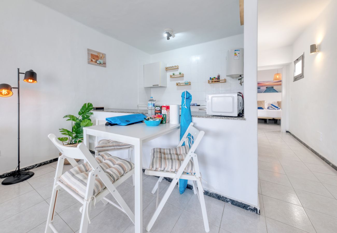 Appartamento a Puerto del Carmen - Suite Helios - 500M dal mare By LVH