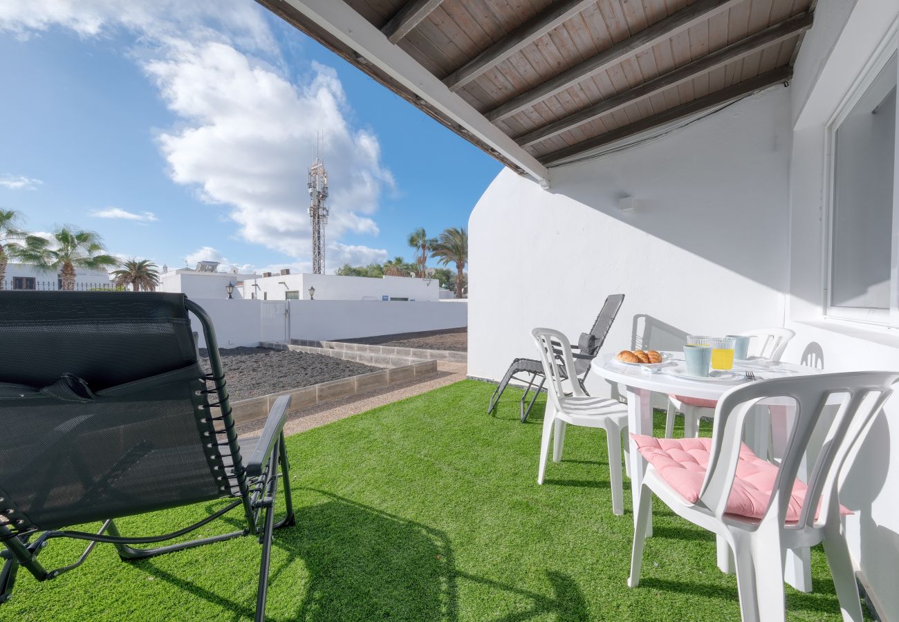 Appartamento a Puerto del Carmen - Suite Helios - 500M dal mare By LVH