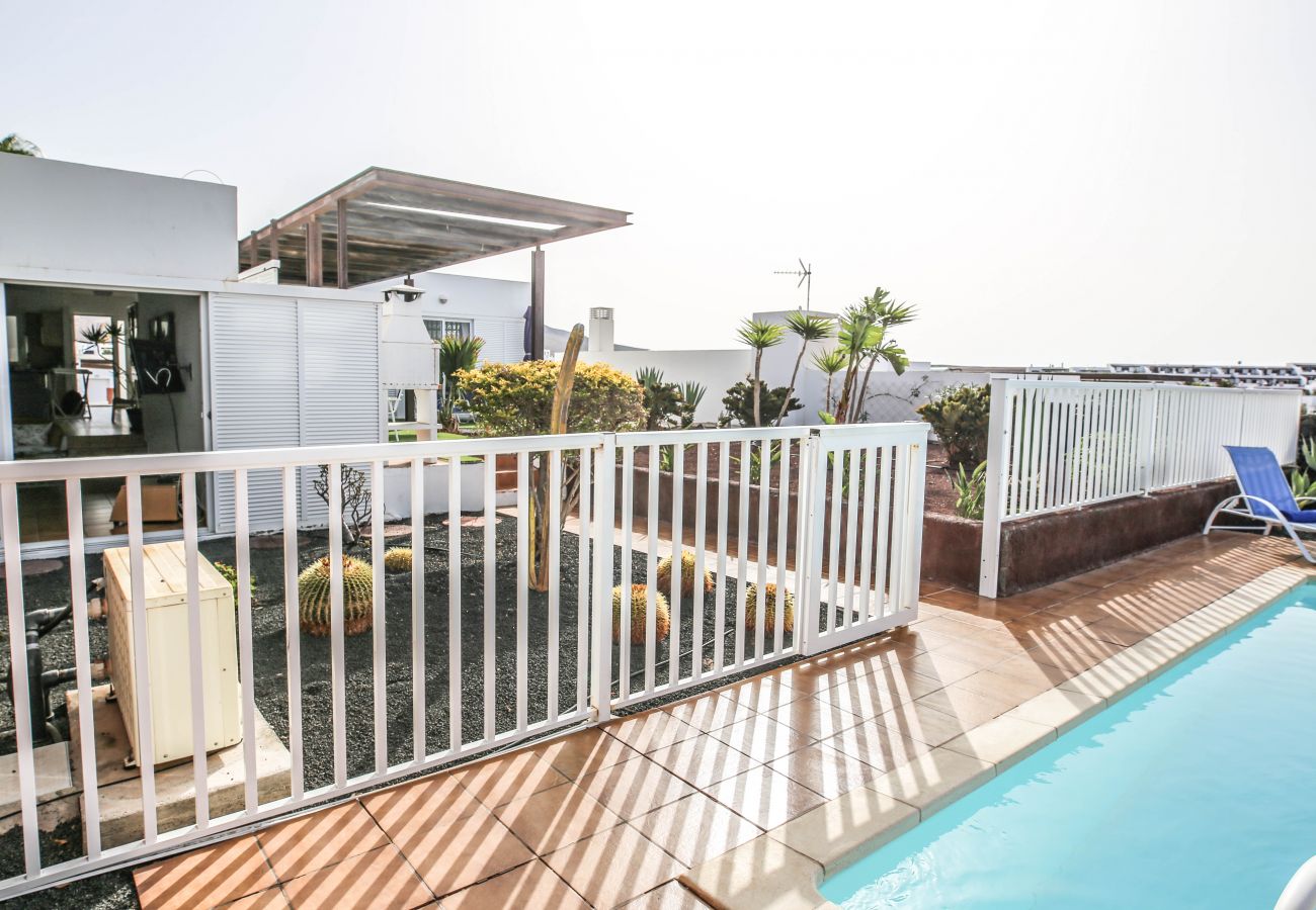 Villa a Playa Blanca - Las Coloradas - Vista mare - Piscina con BBQ By LVH