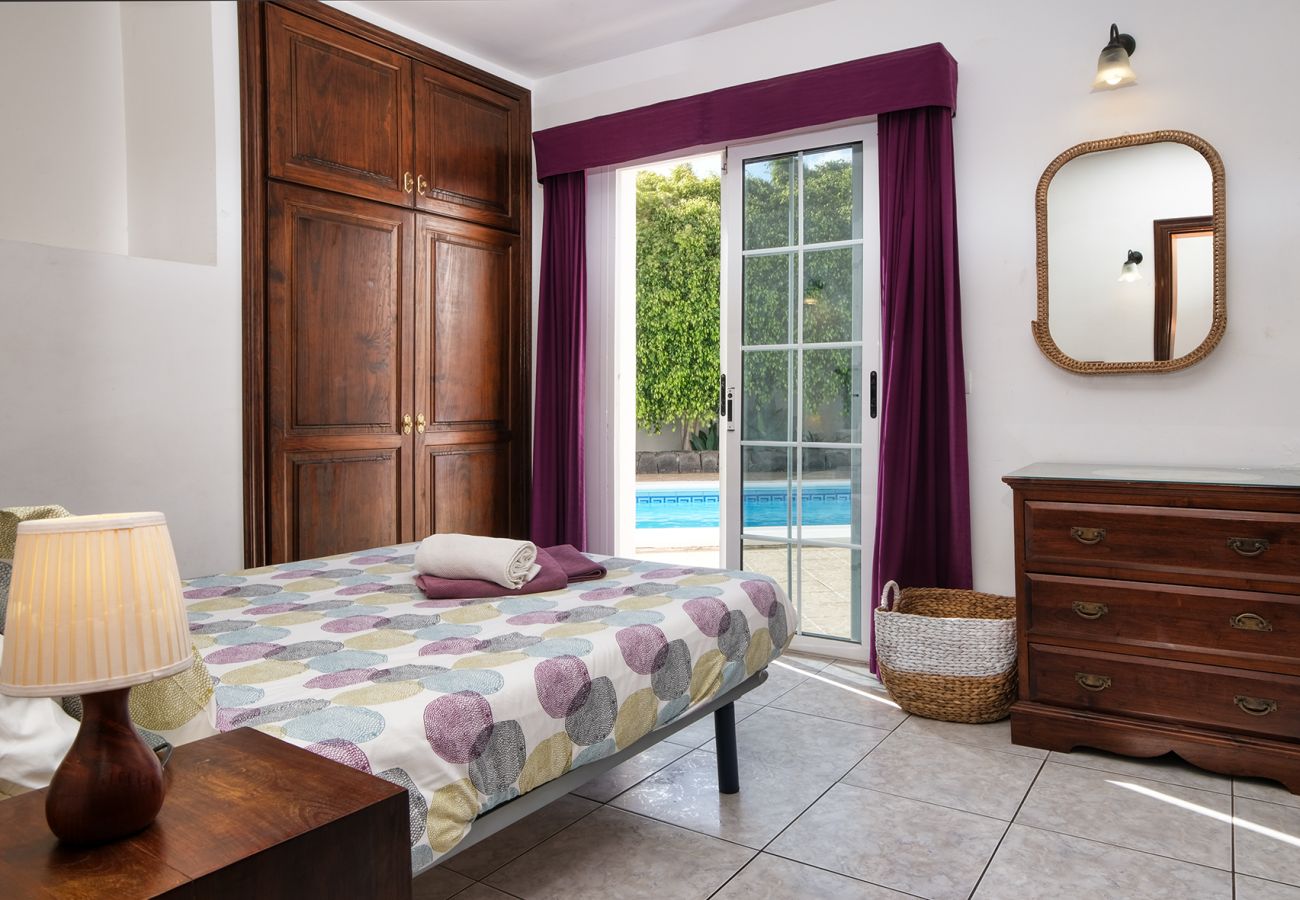 Casa a Tías - Casa Paraíso - Jacuzzi, Air-Con e BBQ  By LVH